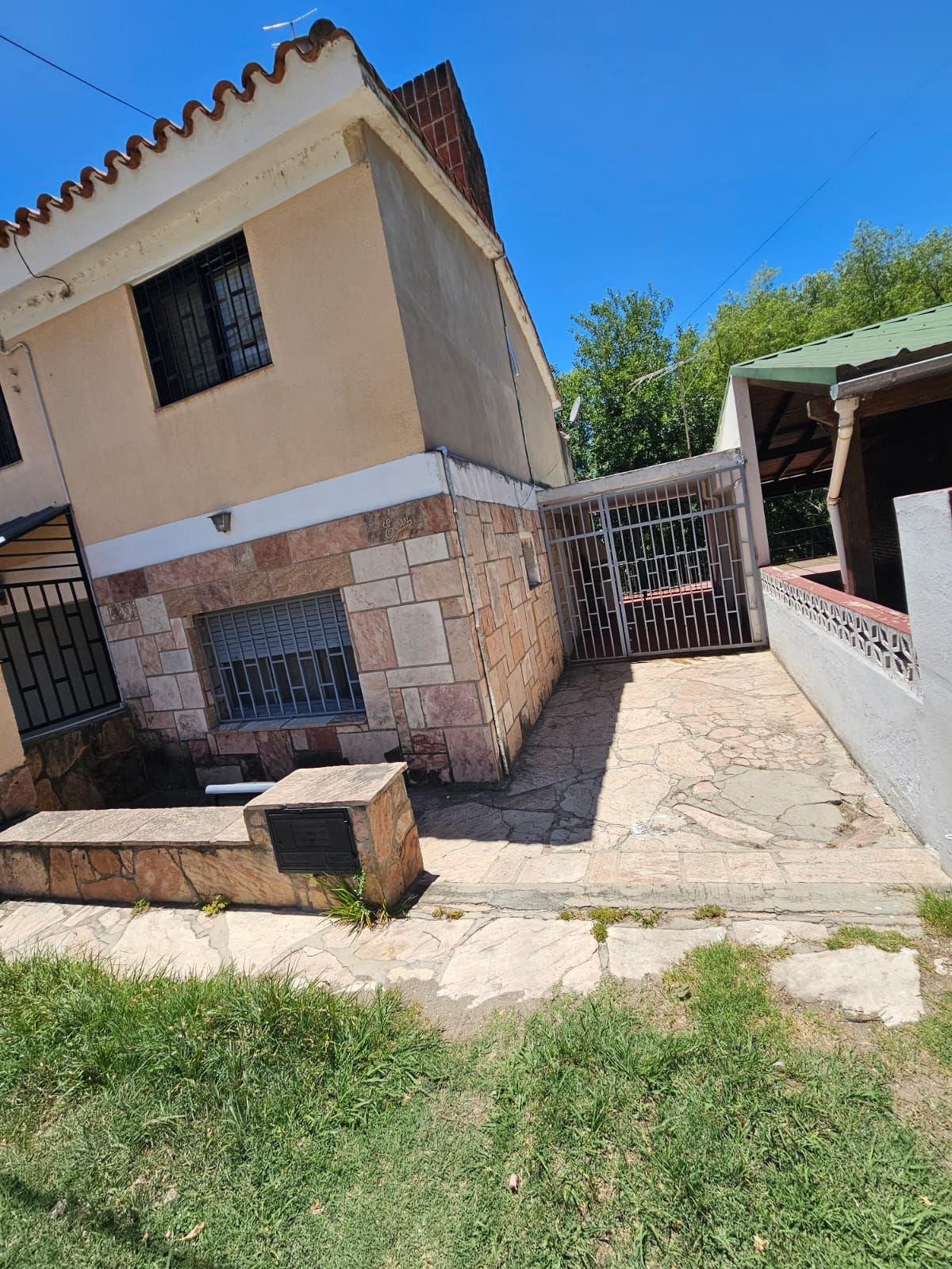 PH EN SAN ANTONIO DE ARREDONDO, CORDOBA