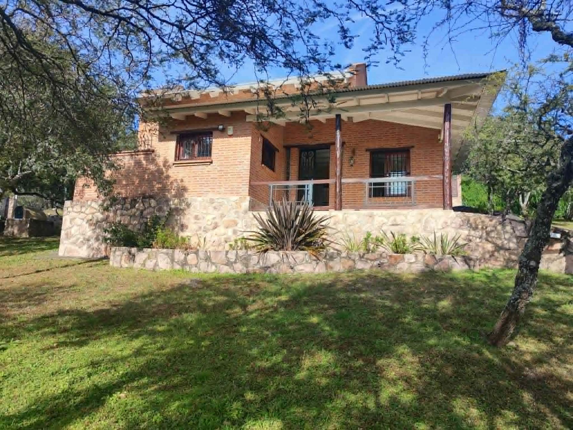 CHALET EN CUESTA BLANCA, CORDOBA
