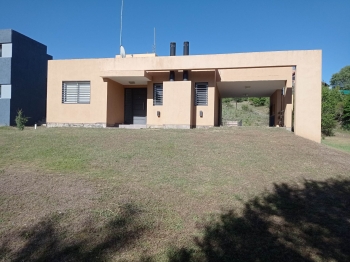 CHALET CON PILETA EN BARRIO CERRADO, MAYU SUMAJ, CORDOBA