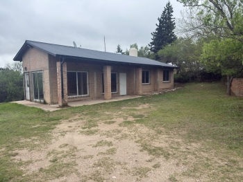 CASA CON VISTA EN ALQUILER ANUAL EN SAN ANTONIO DE ARREDONDO, CORDOBA