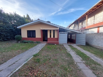 CHALET EN ALQUILER ANUAL EN VILLA CARLOS PAZ, CORDOBA
