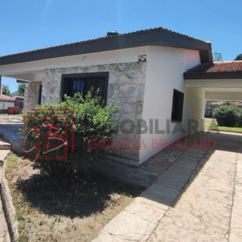 CHALET CON PILETA A ESTRENAR EN SAN ANTONIO DE ARREDONDO, CORDOBA